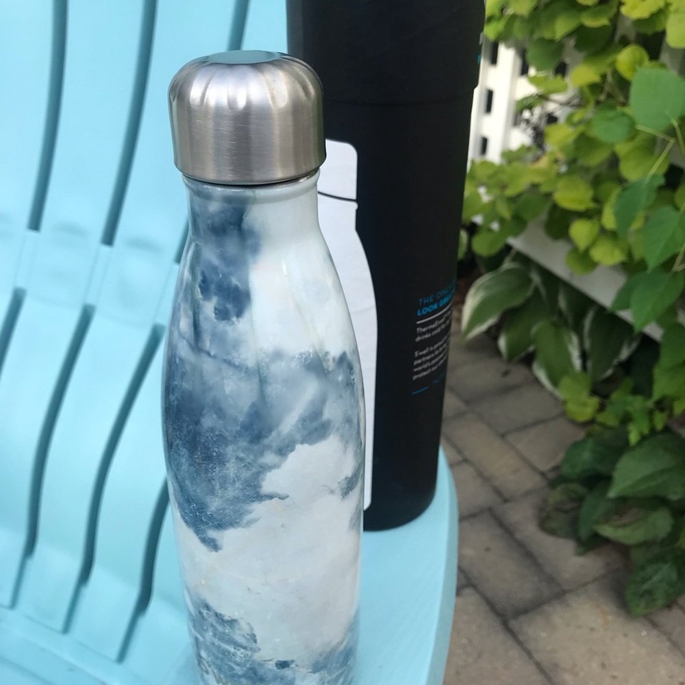 Swell 17 oz. Blue Granite Bottle